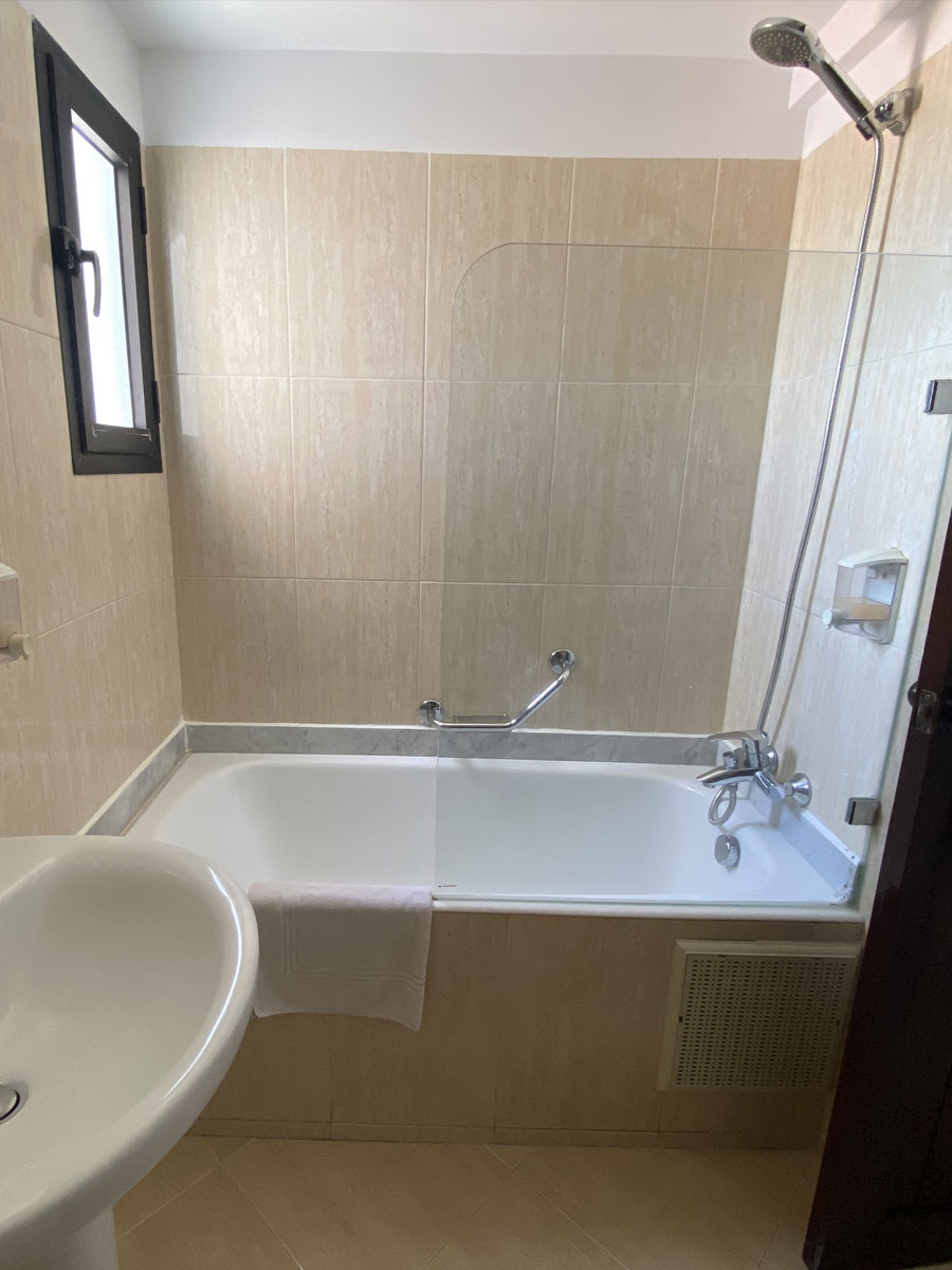 Hotel Azur Casablanca - 4-star sea view hotel on Ain Diab La Corniche